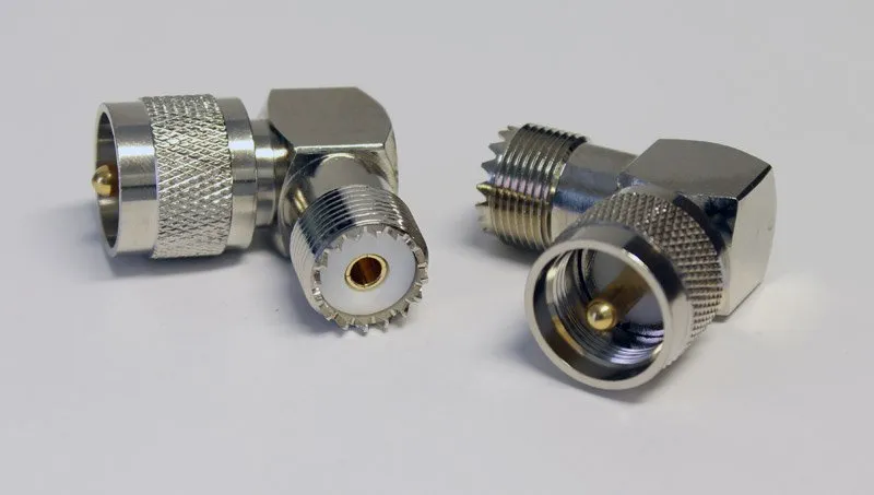 Adapter UHF male to UHF female angled