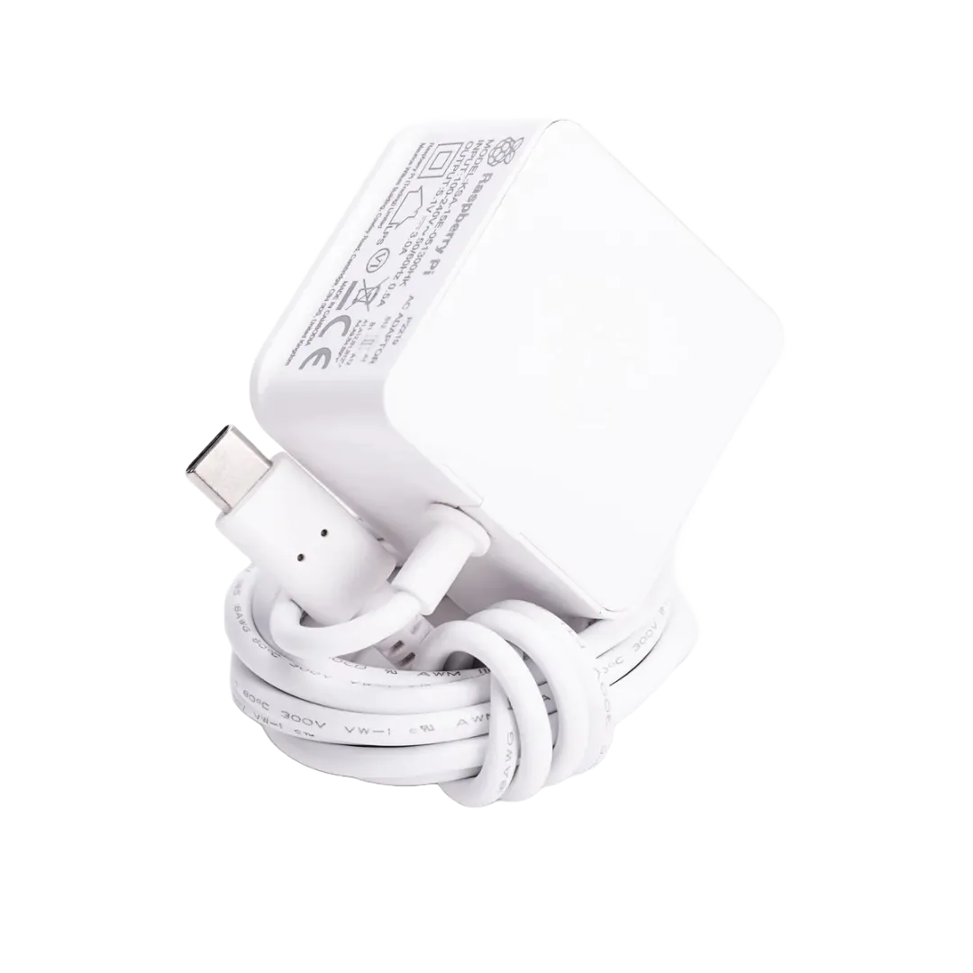 En glad kund provar sin kjell och känner att en egen måste få följa med hem.